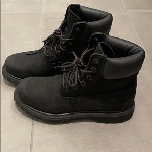 Black Timberland 6-inch Premium Waterproof Boots